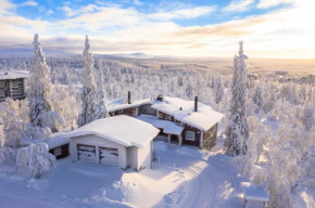 Kiisa A and B with aurora rooms in Saariselkä